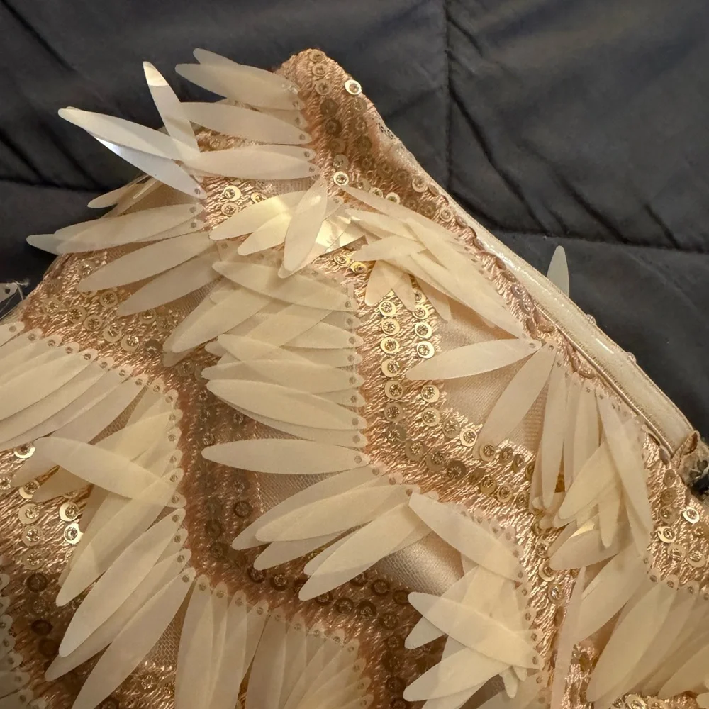 Fashion Nova Gold and Cream Fringe Top - Picture 4 of 8